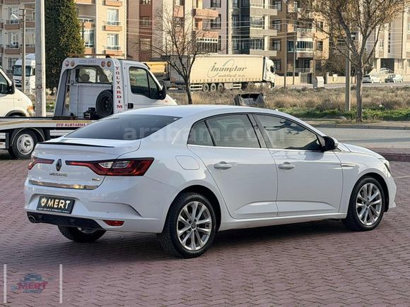 HATASIZ DEGiŞENSİZ MEGANE 4 ICON OTOMATİK