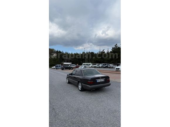 SAHİBİNDEN Mercedes - Benz E 200 1994 Model