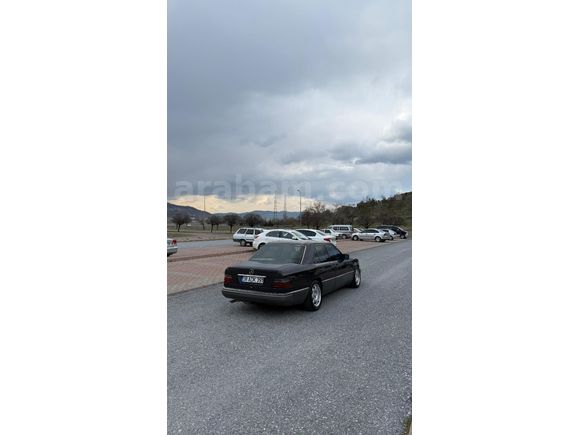 SAHİBİNDEN Mercedes - Benz E 200 1994 Model