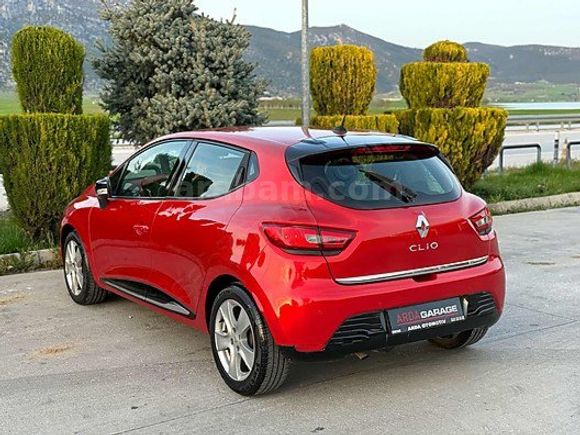 HATASIZ-1 P BOYA-DÜŞÜK KM-CAM GİBİ-CLİO İCON