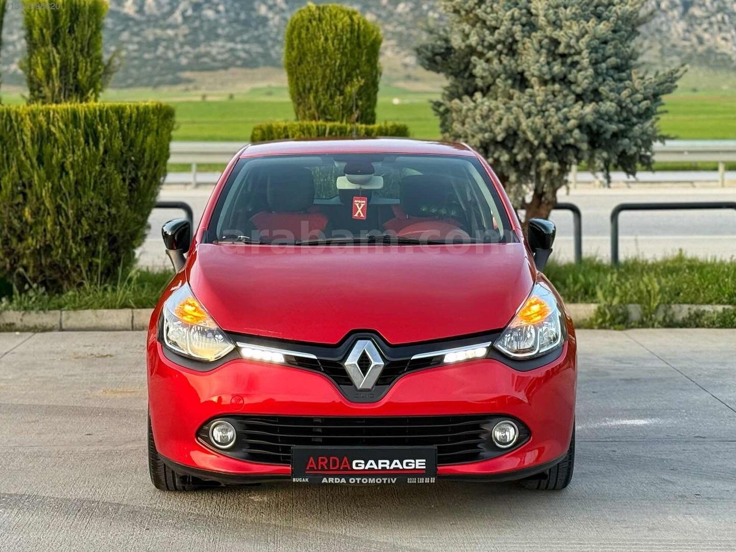 Galeriden Renault Clio 1.2 Icon 2012 Model Burdur 129.000 km Kırmızı 2