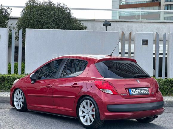 Sahibinden Peugeot 207 1.4 HDi Trendy 2008 Model 
