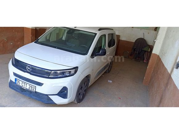 Sahibinden Opel Combo 1.5 CDTI Edition 2024 Model