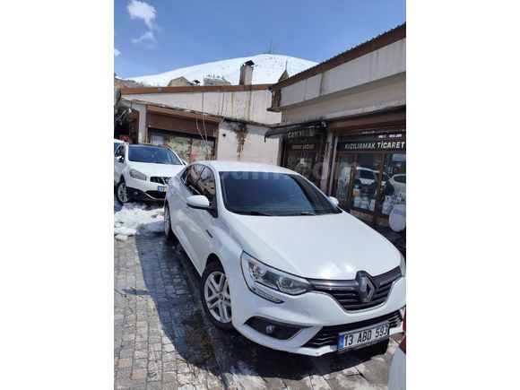 Sahibinden Renault Megane 1.5 Blue DCI Joy 2020 Model