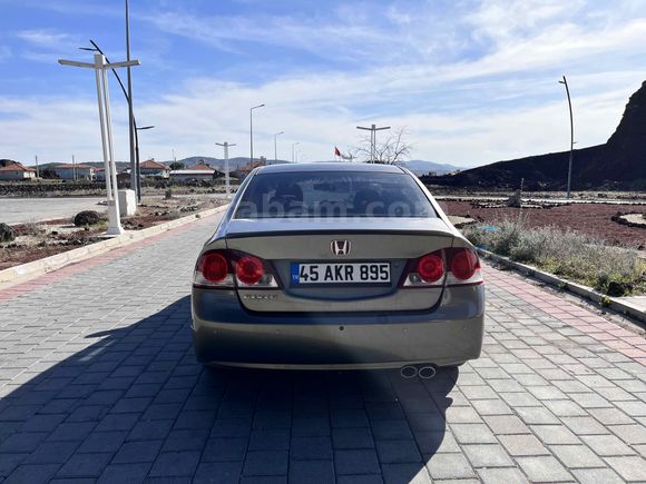 Sahibinden Honda Civic 1.6i VTEC Premium 2009 Model 
