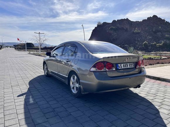Sahibinden Honda Civic 1.6i VTEC Premium 2009 Model 