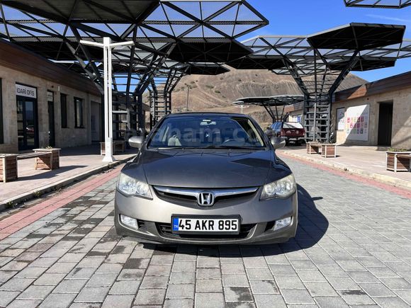 Sahibinden Honda Civic 1.6i VTEC Premium 2009 Model 