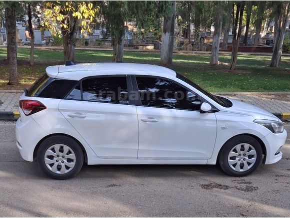 Sahibinden Hyundai i20 1.4 CRDi Jump 2015 Model