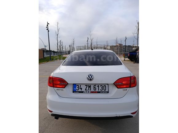 DEĞİŞENSİZ TEMİZ OTOMATİK JETTA