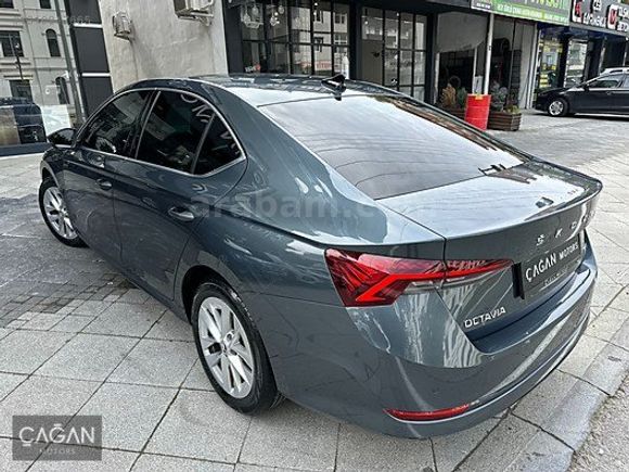 2021+SKODA OCTAVİA+1.5 e-TEC+PREMİUM+OTOMATİK+LED+178.000 KM