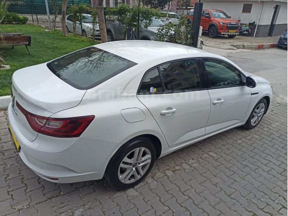 2019 RENAULT MEGAN 1.6 JOY 115 HP BAKİMLİ