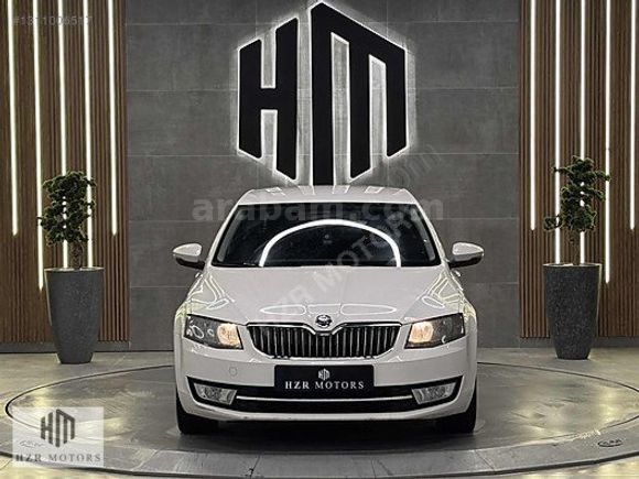HZR MOTORS 2017 HATASIZ SKODA OCTAVIA 1.6 TDI OPTİMAL OTOMATİK