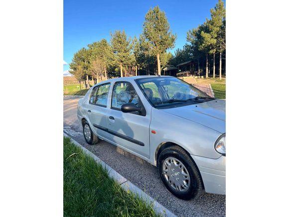 Sahibinden Klimalı Renault Clio 1.4 RNA 2000 Model 
