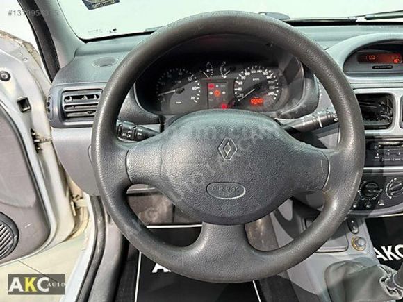 'Kredi Kart 12 taksit' Renault Clio 1.4 Rxt
