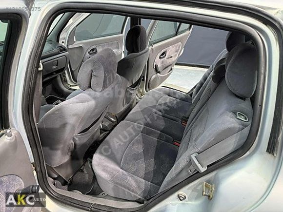 'Kredi Kart 12 taksit' Renault Clio 1.4 Rxt