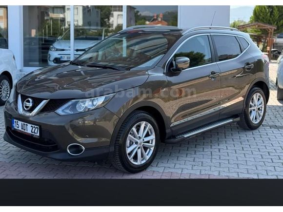 Sahibinden Nissan Qashqai 1.2 DIG-T Sky Pack 2015 Model  165.000 km Kahverengi
