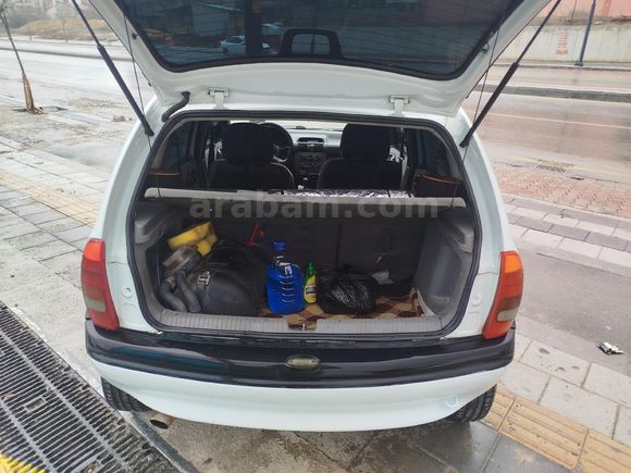 Sahibinden Opel Corsa 1.4 Swing 1996 Model