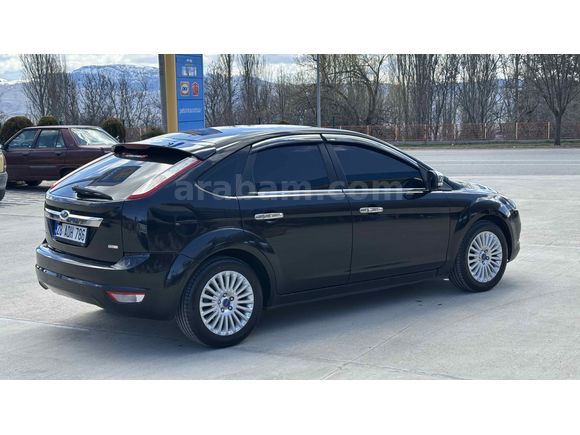 Sahibinden Ford Focus 1.6 TDCi Titanium 2010 Model 