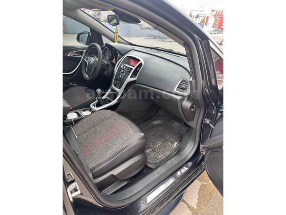Sahibinden Opel Astra 1.3 CDTI Sport 2012 Model  252.360 km Siyah