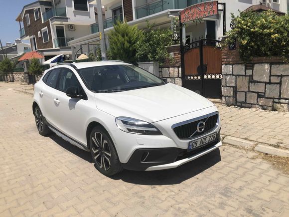 Sahibinden Volvo V40 Cross Country 1.5 T3 Advance 2018 Model Aydın