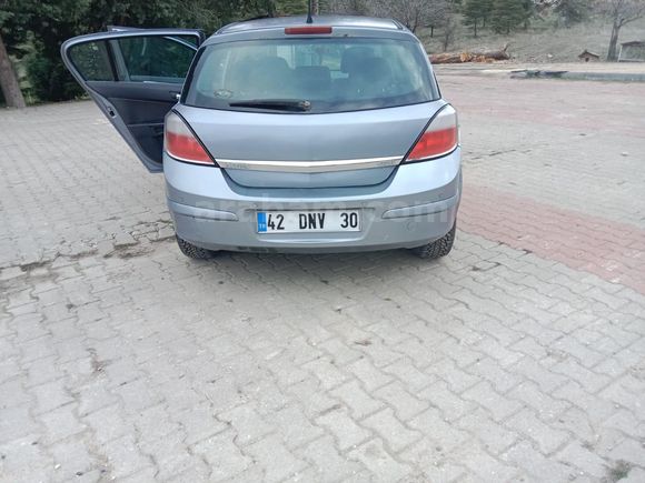 Sahibinden Opel Astra 1.3 CDTI Cosmo 2007 Model  290.000 km Mavi