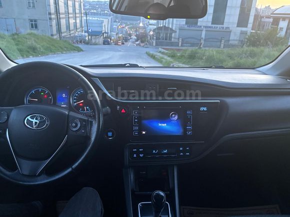 Sahibinden Toyota Corolla 1.4 D-4D Advance 2017 Model 