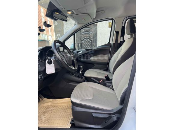 Sahibinden Ford Tourneo Courier 1.5 TDCi Titanium Plus 2020 Model 