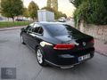 galeri Arif'ten ten cam gibi Passat