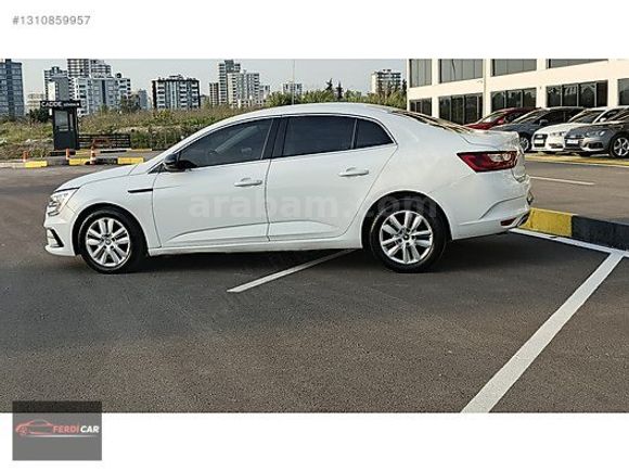 FERDİ CAR'DAN 2022 MODEL DÜŞÜK KM MEGANE OTOMATİK