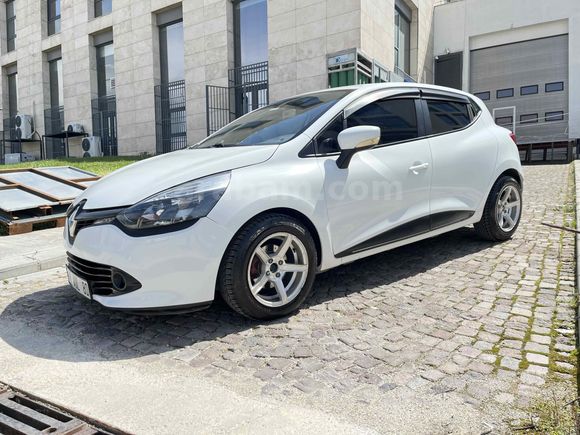 Sahibinden Renault Clio 1.5 dCi Joy 2013 Model  240.000 km Beyaz