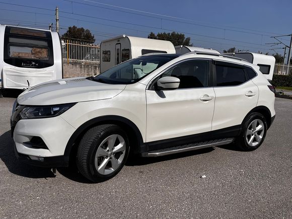 Sahibinden çok temiz  2017 makyajlı  Nissan Qashqai 1.6 dCi Sky Pack 
