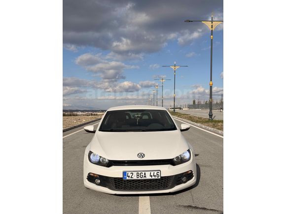 Sahibinden Volkswagen Scirocco 1.4 TSi Sportline 2011 Model  200.000 km Beyaz