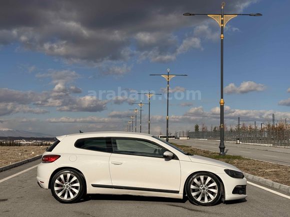 Sahibinden Volkswagen Scirocco 1.4 TSi Sportline 2011 Model  200.000 km Beyaz