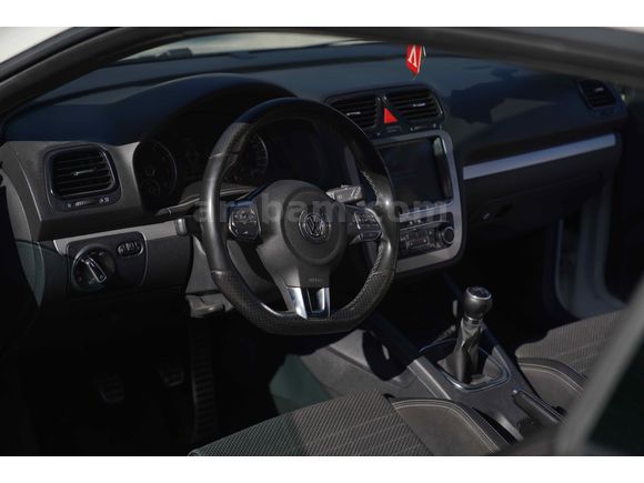 Sahibinden Volkswagen Scirocco 1.4 TSi Sportline 2011 Model  200.000 km Beyaz