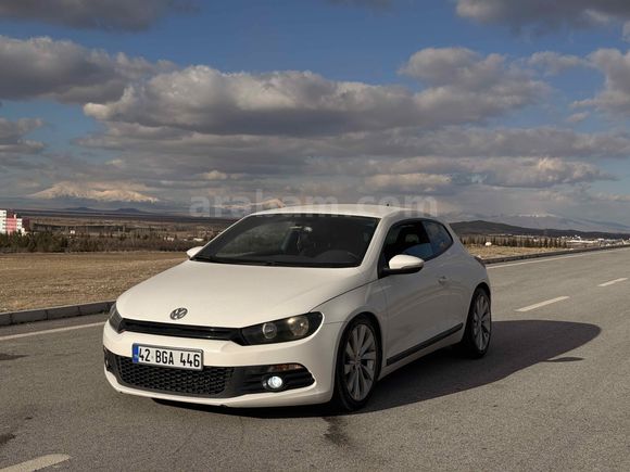 Sahibinden Volkswagen Scirocco 1.4 TSi Sportline 2011 Model  200.000 km Beyaz