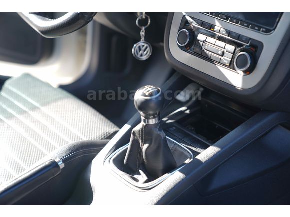 Sahibinden Volkswagen Scirocco 1.4 TSi Sportline 2011 Model  200.000 km Beyaz