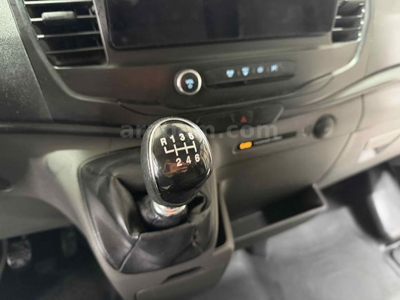 2025 TRANSİT 350 L UZUN ÇİFT KABİN YENİ LOGO HAYALET EKRAN 42 KM