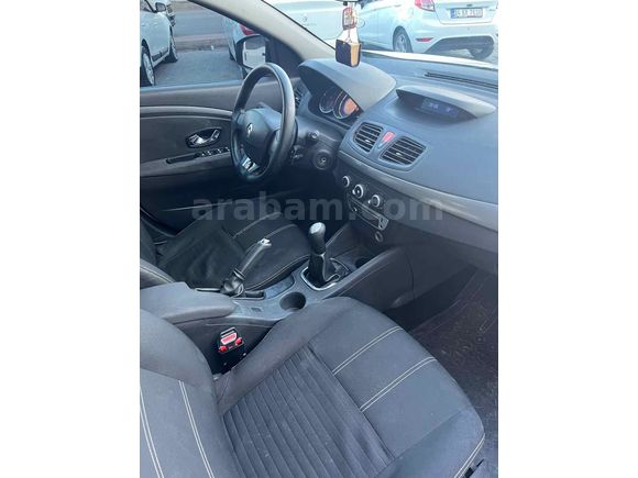 Galeriden Renault Fluence 1.5 dCi Touch 2015 Model Şanlıurfa