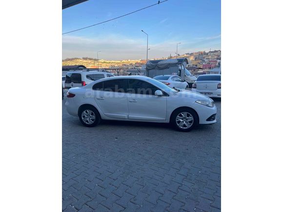 Galeriden Renault Fluence 1.5 dCi Touch 2015 Model Şanlıurfa