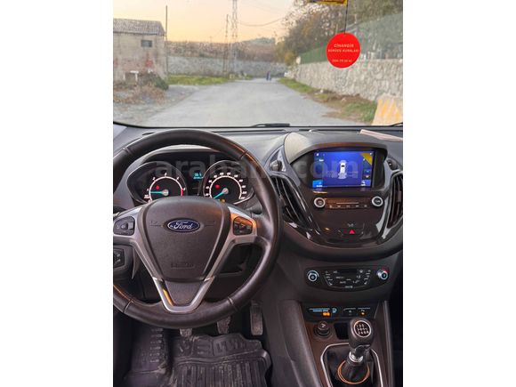 Sahibinden Ford Tourneo Courier 1.5 TDCi Titanium Plus 2020 Model 