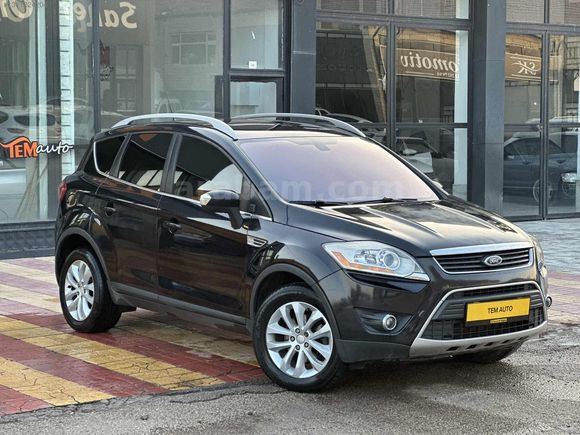 TEM AUTODAN HATASIZ FORD KUGA 2011 MODEL CAM TAVAN OTOMATİK