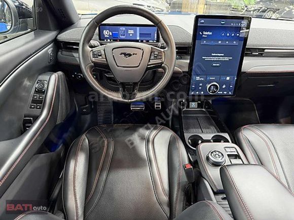 2022 FORD MUSTANG MACH-E 4X4 HATASIZ BOYASIZ TRAMERSİZ !!!