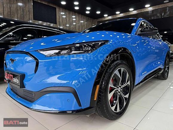 2022 FORD MUSTANG MACH-E 4X4 HATASIZ BOYASIZ TRAMERSİZ !!!