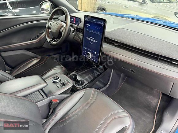 2022 FORD MUSTANG MACH-E 4X4 HATASIZ BOYASIZ TRAMERSİZ !!!
