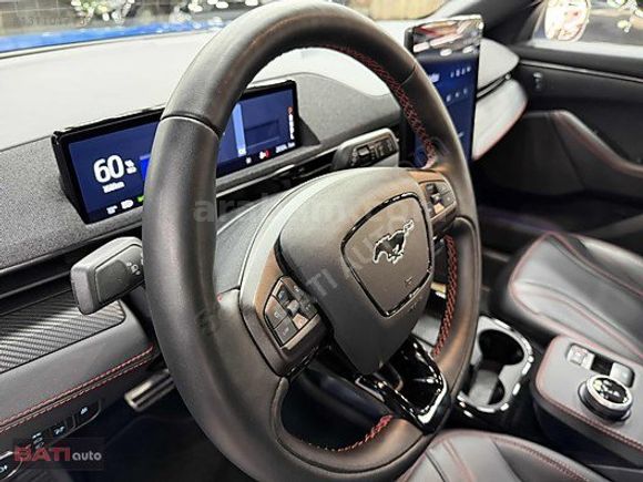 2022 FORD MUSTANG MACH-E 4X4 HATASIZ BOYASIZ TRAMERSİZ !!!