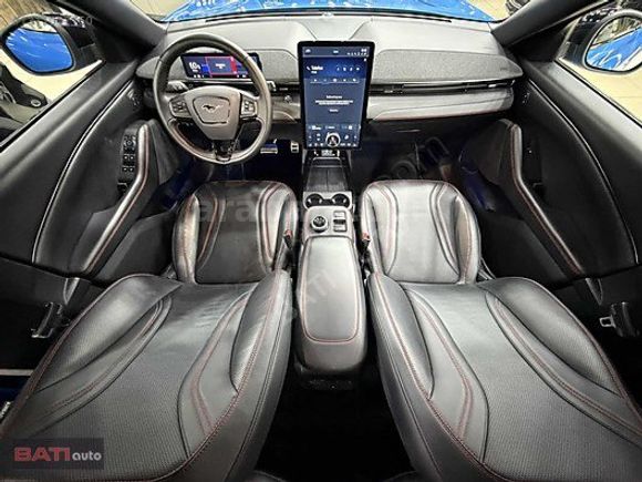 2022 FORD MUSTANG MACH-E 4X4 HATASIZ BOYASIZ TRAMERSİZ !!!