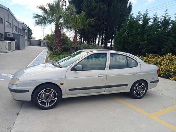 Sahibinden Renault Megane 1.6 16 valf Alize 2003 Model
