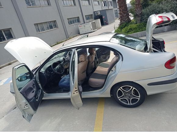 Sahibinden Renault Megane 1.6 16 valf Alize 2003 Model