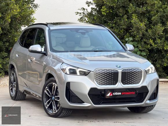 BOYASIZ 2025 BMW İX1 eDrive 20 M SPORT
