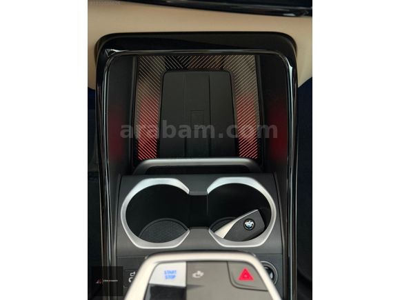 BOYASIZ 2025 BMW İX1 eDrive 20 M SPORT